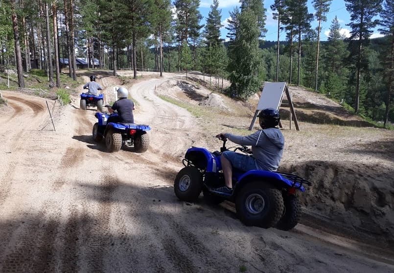 Fyrhjulingar